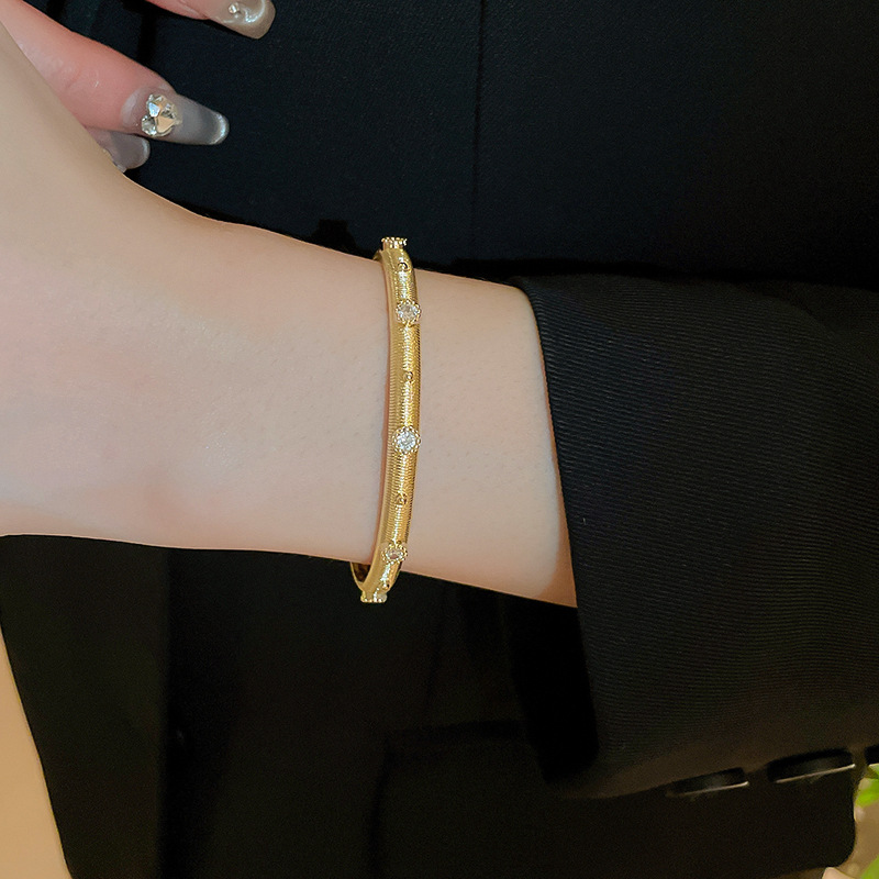 Real Gold Plated Zircon Brushed Vintage Palace Open Bracelet European and American Light Luxury Elegant Fashion New Hand Jewelry - view 8