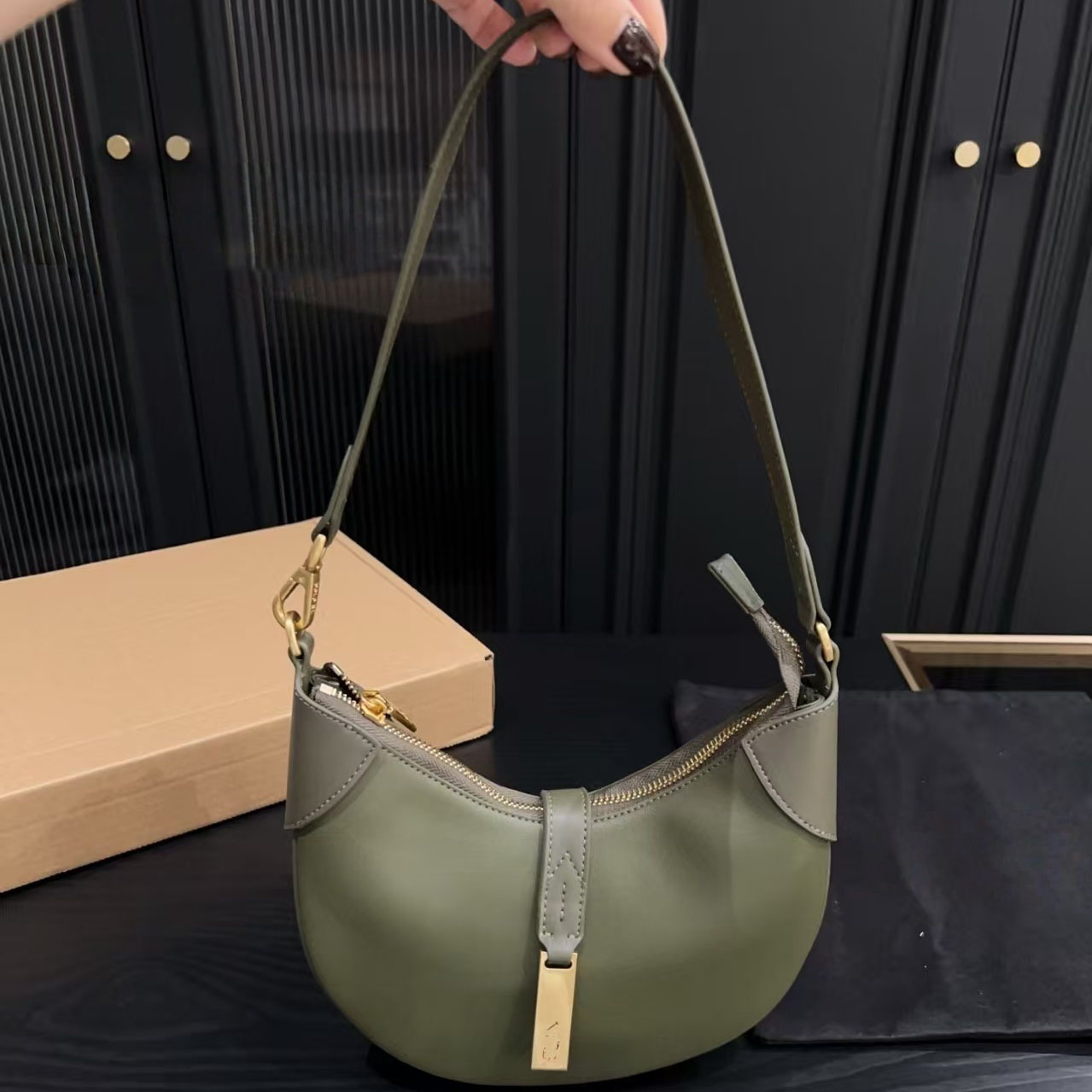 Womens designer shoulder bags High quality cowhide suede polo id sac Luxury handbag tote leather Hobo weekend moon bucket clucth crossbody travel shop