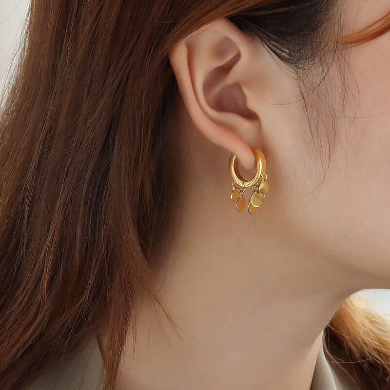 Trendy 18K Gold-Plated Titanium Steel Dangle Hoop Earrings - Simple Geometric Disc Style for Women's Daily Outfits, Ideal Valentine's Day Gi