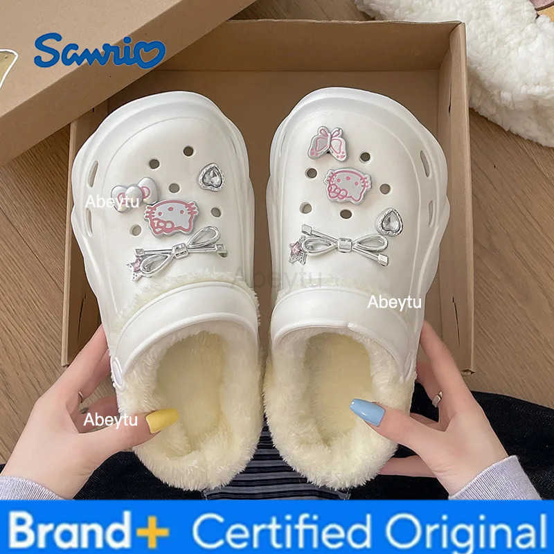 Sanrio Slippers House Shoes Cartoon Hello Kitty Winter Shoes For Girls Warm Height Increasing Anti-slip Black White Shoes Size 35-40 H251230
