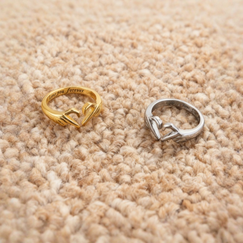 Alloy Double-Hand Heart Gesture Ring, Couple Heart Hand Signet Ring, Gold/Silver Two-Tone Engraved Forever Ring, European & American Ins Niche Fashion