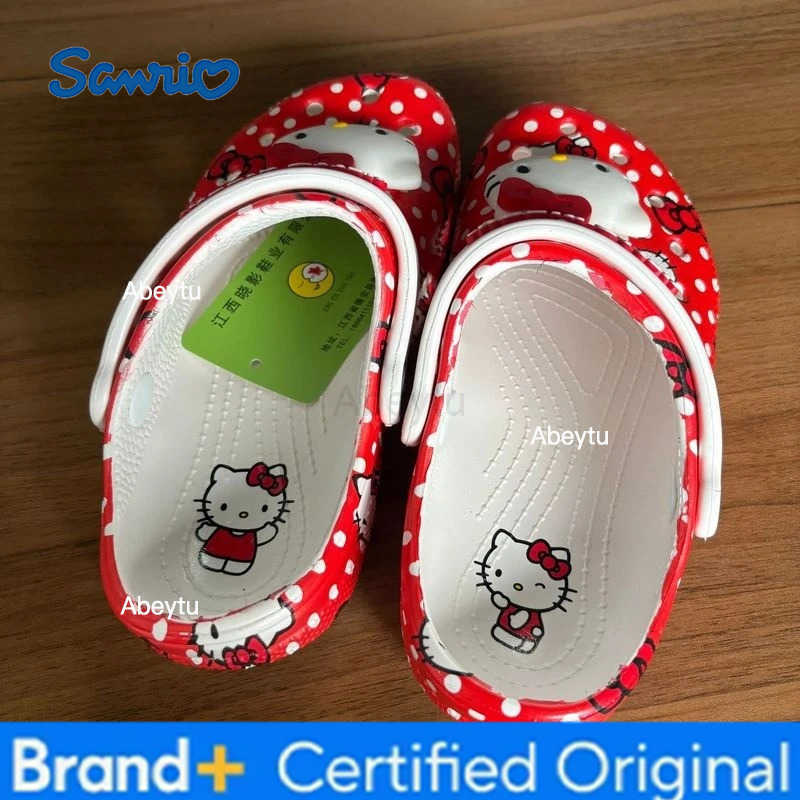 Sanrio 2025 KT Cat Cartoon ChildrenS Hole Shoes For Boys And Girls Beach Toe Caps Slippers Big ChildrenS Summer Fashion Sandals Gift H251230