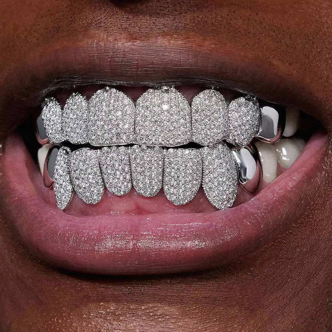 Top Sale 925 Solid Silver Custom Moissanite Grillz Teeth Hip Hop Style Iced Red Stone Passed Diamond Tester High Fine