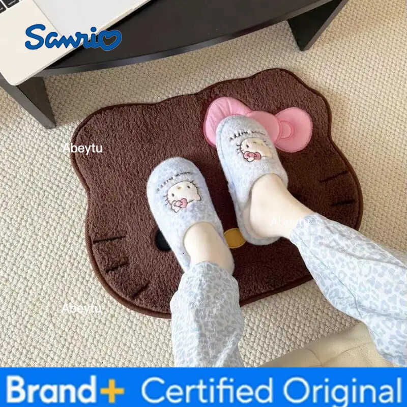 Sanrio Hello Kitty Cartoon Indoor Leopard Print Slippers for Home Use Winter Warm Non Slip Cotton Slipper Birthday Gift for Girl H251230