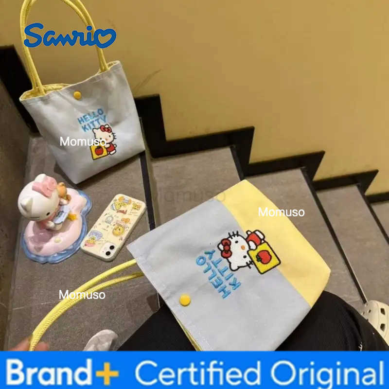 Sanrio Cute Hello Kitty Tote Bag Large Capacity Fashion Sweet Handbag Cartoon Canvas Bag Women Summer Travel Street Shopping Bag H251230