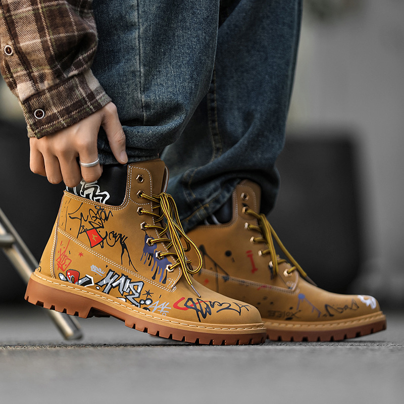 Hot new free shipping Martin Boots for mens boots yellow Fashionable and versatile PU British style denim boots graffiti Martin boots