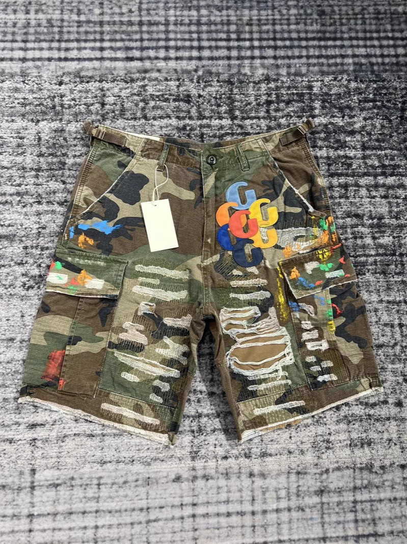 Retro Blue Streetwear Patchwork Denim Short Y2K Jeans Men Women Hip Hop Cartoon Graphics Loose Camo Denim Fitness Casual Shorts 251018