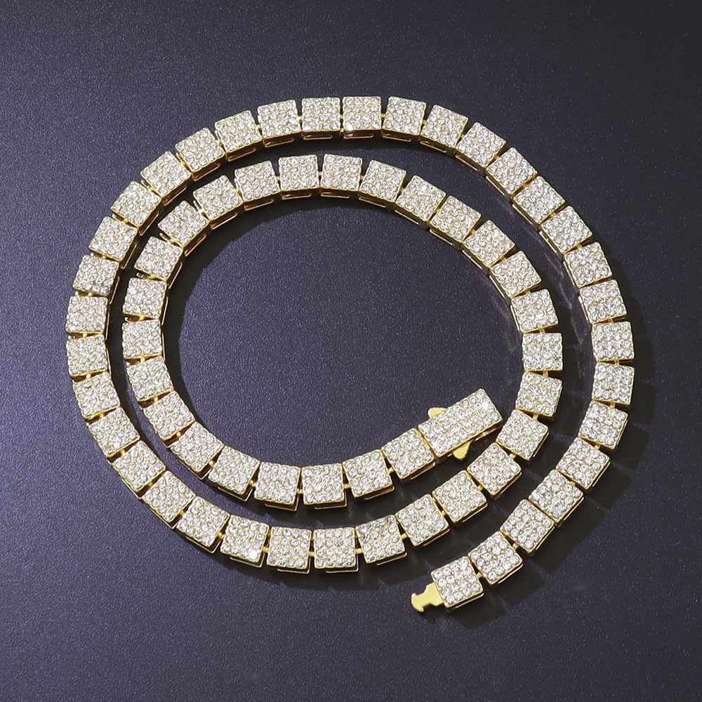 Luxury Brand Designer Jewelry New Full Diamond Square Splicing Ins Style Necklace Personality Wear Light Luxury Simple Chain Cuban Clavicle Chain Chok