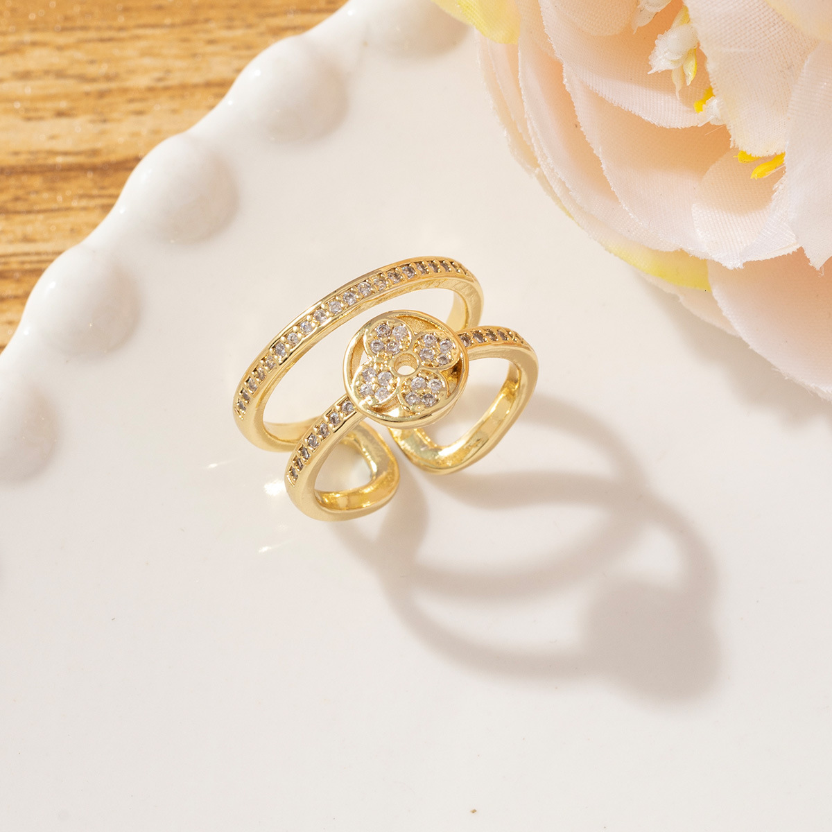 Luxury Brand Designer Jewelry Trendy European And American Style Copper Inlaid Zircon Four-Leaf Clover Ring For Women, Light Luxury High-End Adjustabl