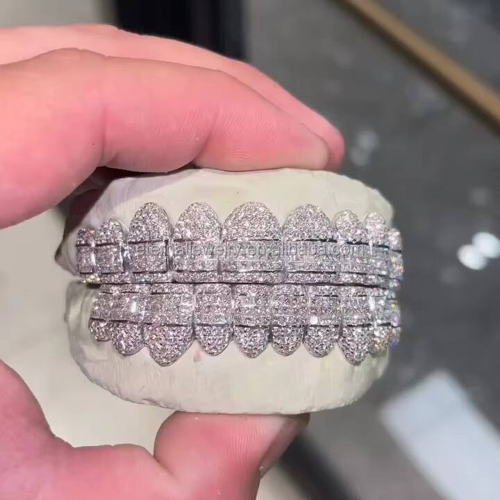 Flawless Princess Cut Invisible Setting Honeycomb Set Round Diamond Factory Custom S925 Silver Gold Moissanite Diamond Grillz - view 3