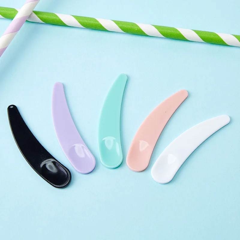 100pcslot Mini Cosmetic Spatula Scoop Disposable Mask White Black Green Purple Plastic Spoon Makeup Tool 55cm 251215