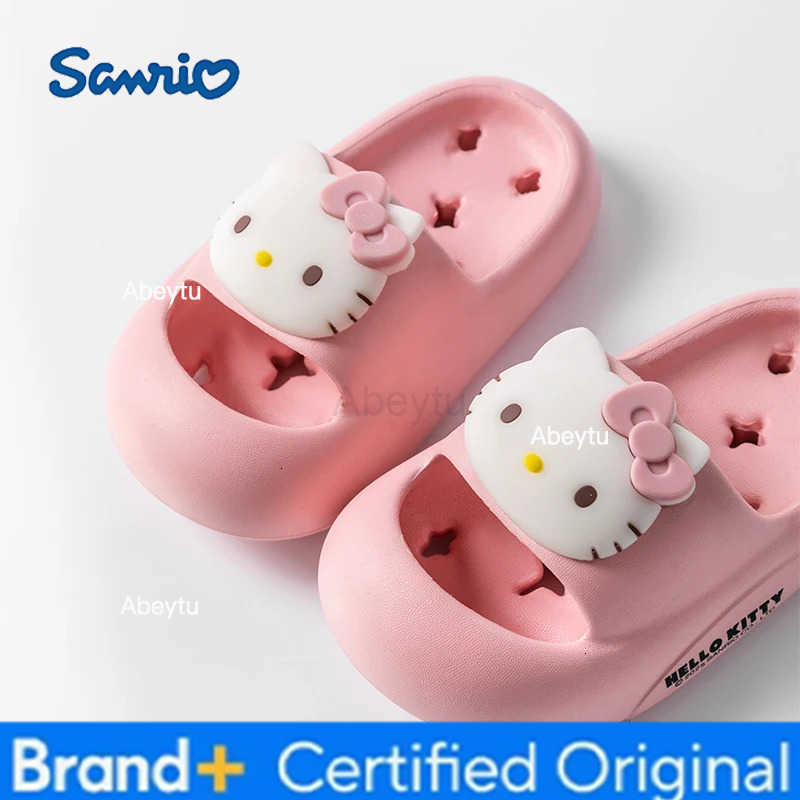 Sanrio kawaii Hello Kitty Hole Sandals Slippers Sandals Kawaii Eva Anime Home Beach Shoes Summer Slippers For Adult Kid H251230