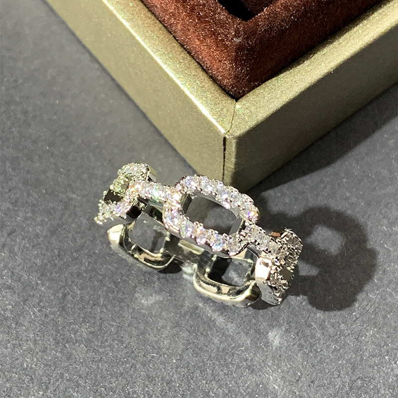 Luxury Brand Designer Jewelry Live Streaming Hot Item High-End Niche Design Full Diamond Heart Ring Fashion Personality Ins Index Finger Ring Women Tr