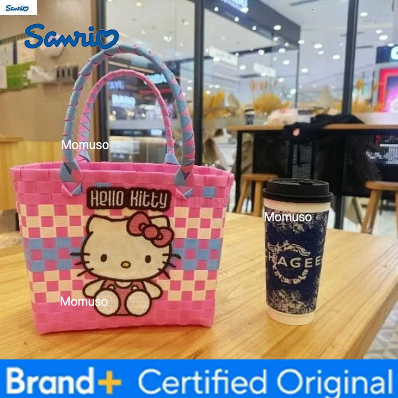 Sanrio Fashion Handmade Weaving Hello Kitty Cartoon Basket Womens Leisure Large Capacity Storage Beach Handbag H251230