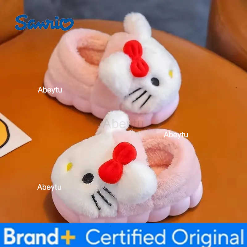 Sanrio 2025 Hello Kitty Autumn/Winter Cotton Slippers Cover Heel Cute Flat Plush Slippers Autumn Anime Peripheral Christmas Gift H251230
