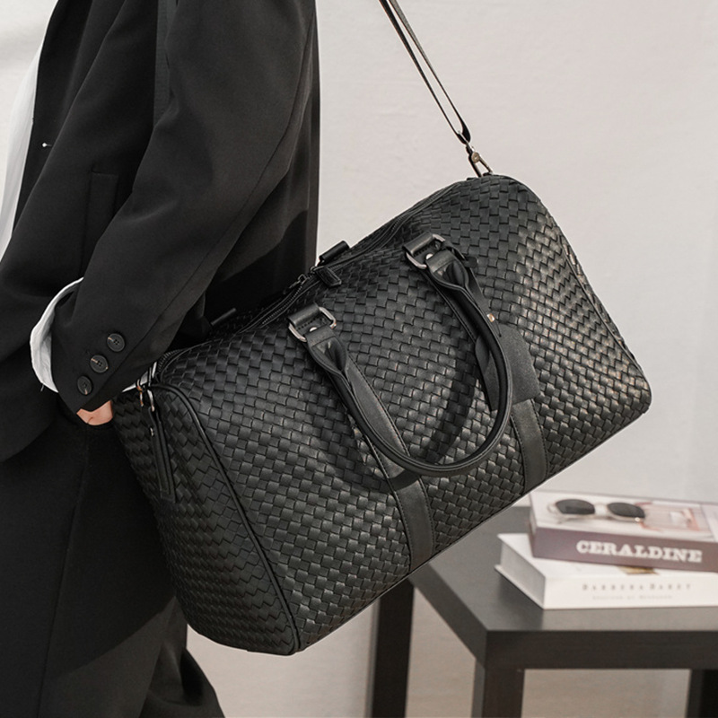 2025 new Hand-woven Korean-style large-capacity travel bag casual short-distance handbag trendy gym bag single-shoulder crossbody bag big bag