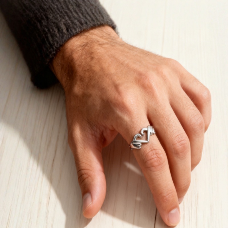 Alloy Double-Hand Heart Gesture Ring, Couple Heart Hand Signet Ring, Gold/Silver Two-Tone Engraved Forever Ring, European & American Ins Niche Fashion