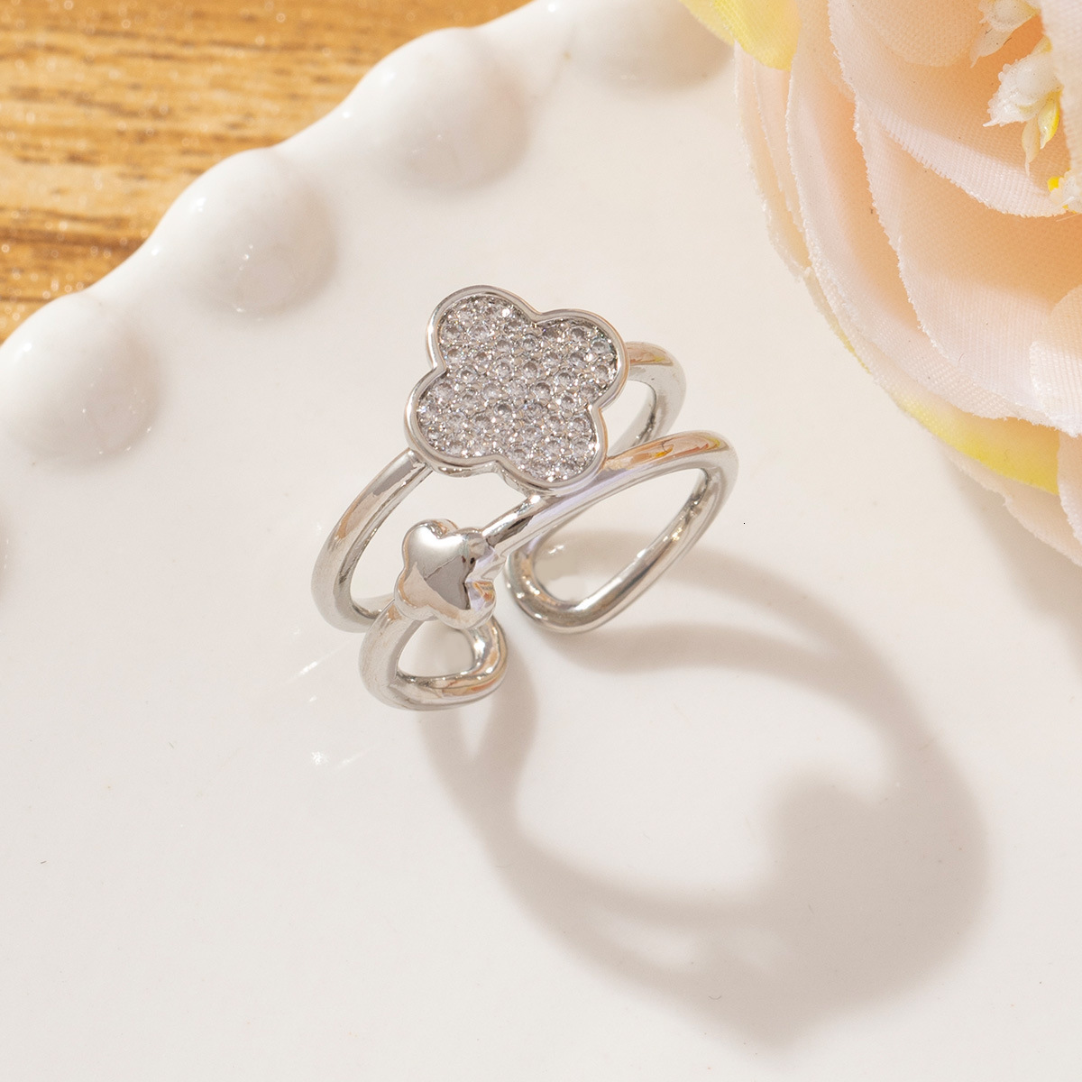 Luxury Brand Designer Jewelry Trendy European And American Style Copper Inlaid Zircon Four-Leaf Clover Ring For Women, Light Luxury High-End Adjustabl