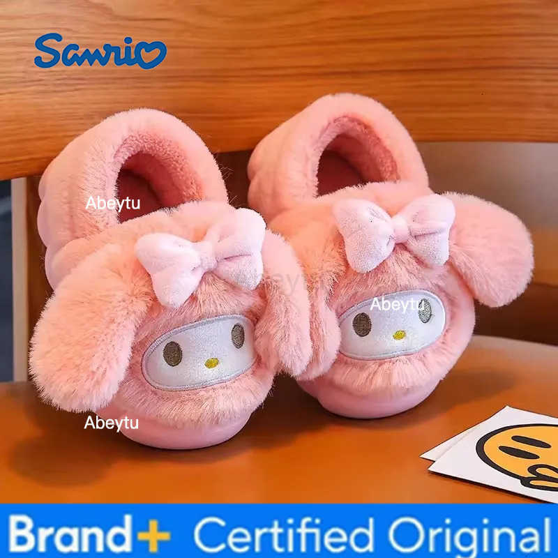 Sanrio 2025 Hello Kitty Autumn/Winter Cotton Slippers Cover Heel Cute Flat Plush Slippers Autumn Anime Peripheral Christmas Gift H251230