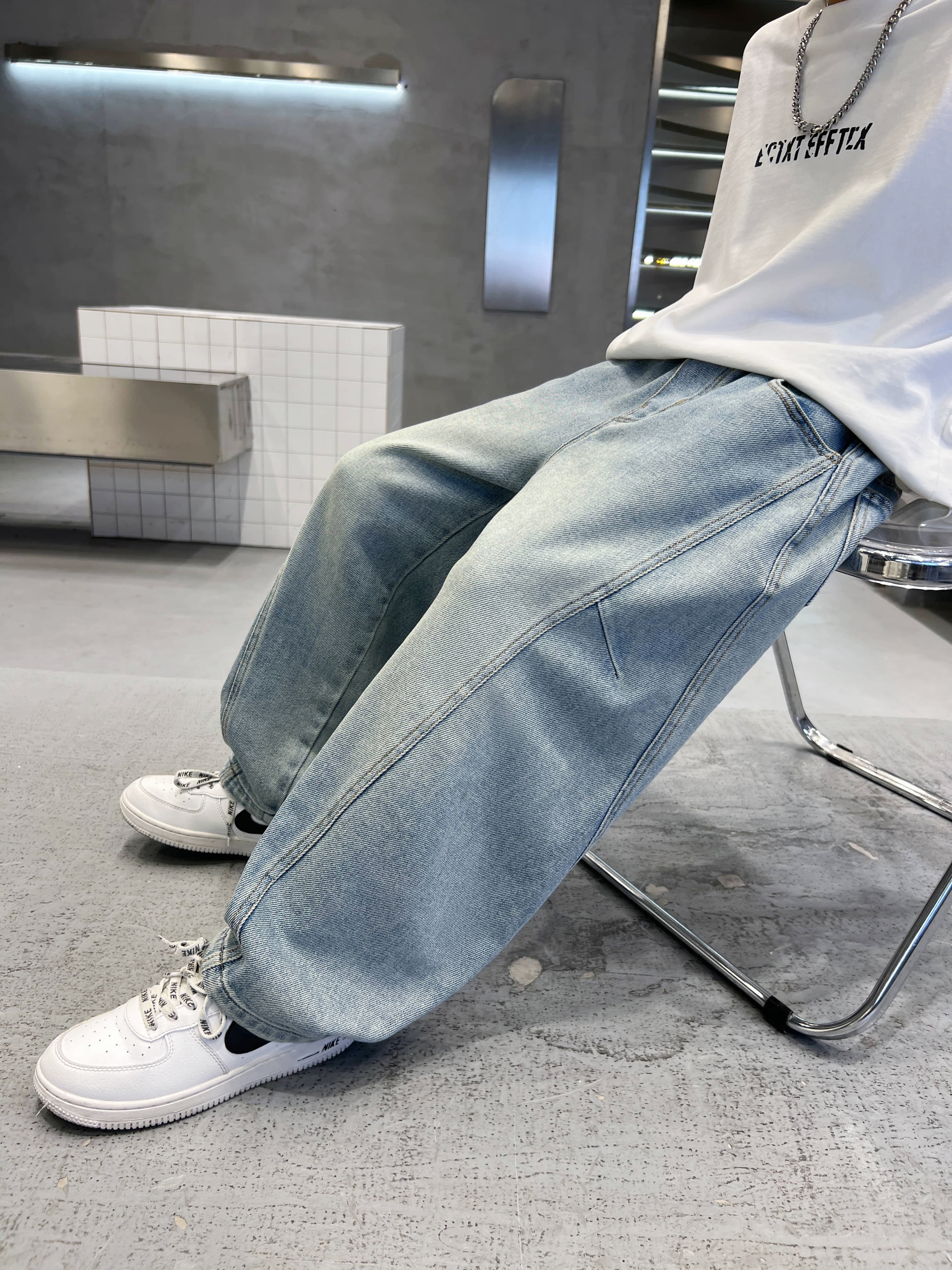 Boys' Spring and Autumn Retro Casual Versatile Jeans, Middle and Big Kids' New Straight Tube Light Color Trendy and Western Boys' Jeans