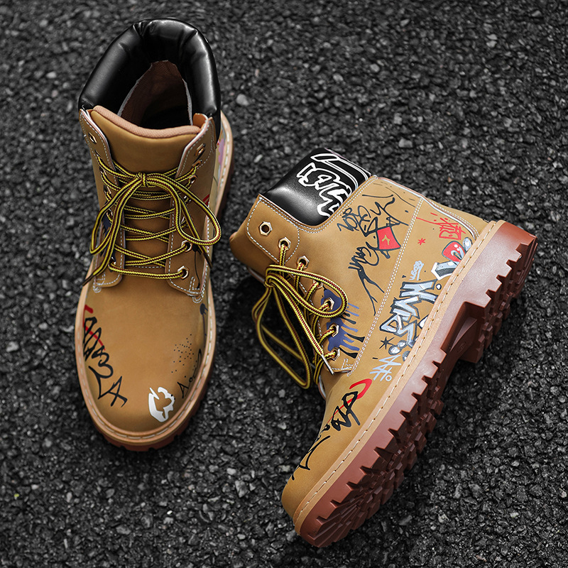 Hot new free shipping Martin Boots for mens boots yellow Fashionable and versatile PU British style denim boots graffiti Martin boots