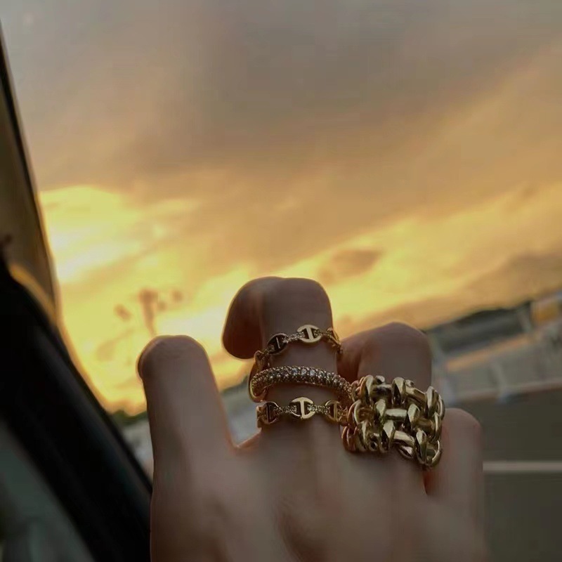 Luxury Brand Designer Jewelry Light Luxury Niche Design Ring Multi-Layer Stacking High-End Sparkling Diamond Splicing Fashionable Temperament Index Fi