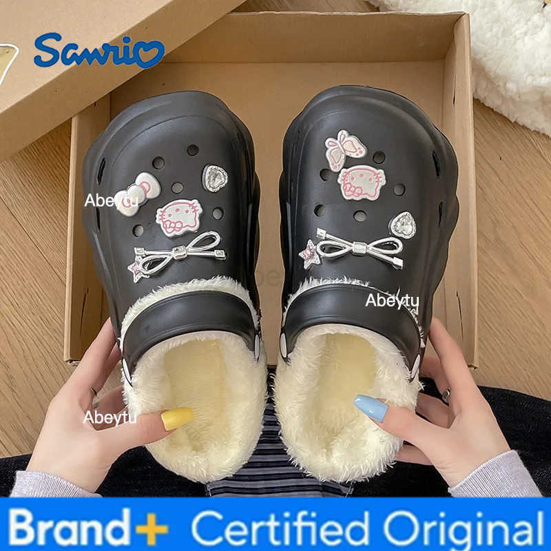 Sanrio Slippers House Shoes Cartoon Hello Kitty Winter Shoes For Girls Warm Height Increasing Anti-slip Black White Shoes Size 35-40 H251230