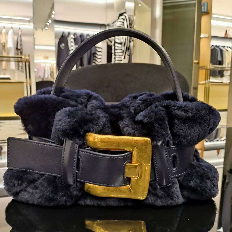 Brand Designer Plush Tote Retro Classic Fashion Shoulder Winter Elegant Belt Buckle Underarm Bag Women's Wallet