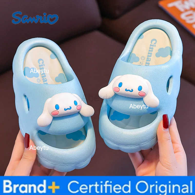 Sanrio Cute Cartoon Home Slippers for Girls - Summer Indoor/Outdoor Anti-Slip Flip Flops Cinnamoroll Kuromi my Melody Slippers H251230