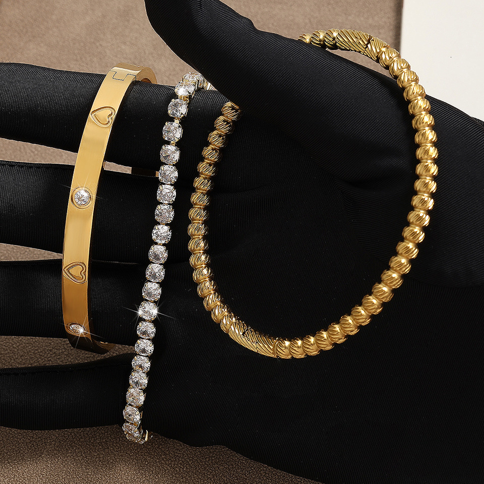 Luxury Brand Designer Jewelry RAKOL European And American Fashion Stainless Steel Heart Bracelet Set Wholesale Women's Light Luxury Bracelet Jewe