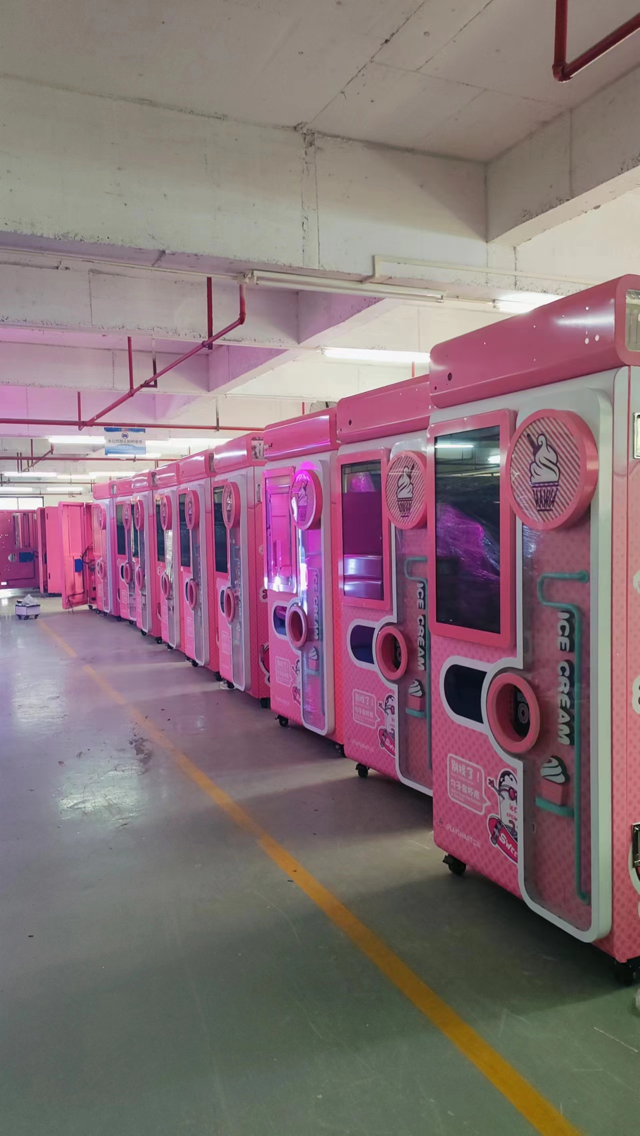 Trendy Ice Cream Vending Machine | Hot Seller for Shopping Malls and Dining Venues