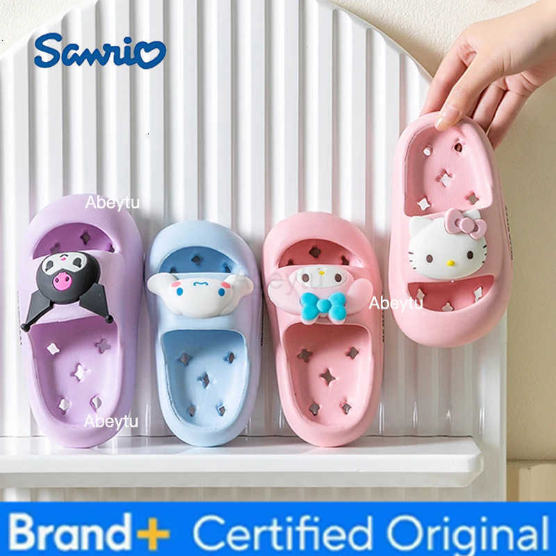 Sanrio kawaii Hello Kitty Hole Sandals Slippers Sandals Kawaii Eva Anime Home Beach Shoes Summer Slippers For Adult Kid H251230