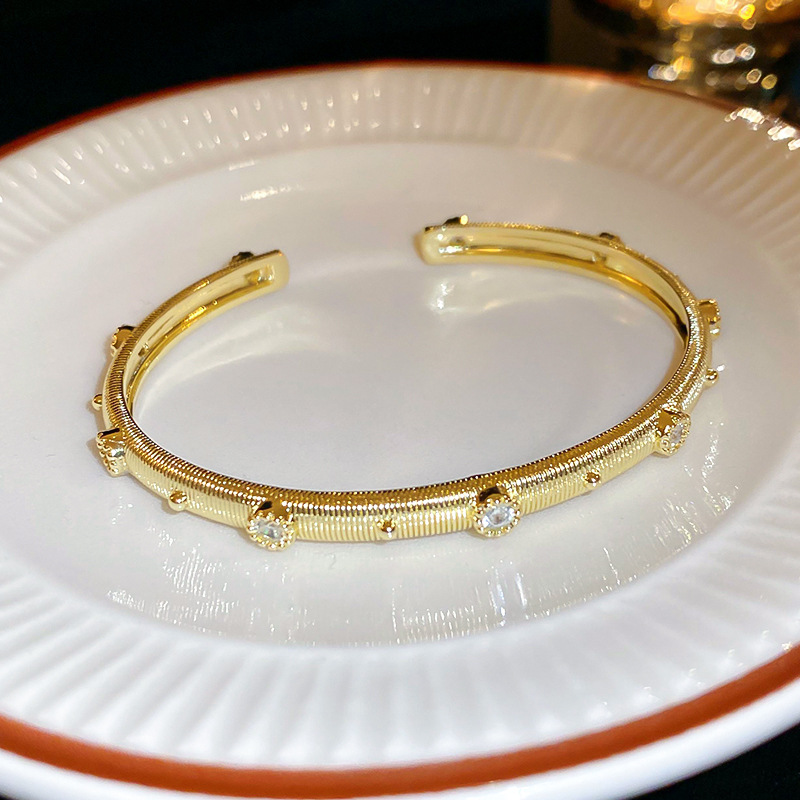 Real Gold Plated Zircon Brushed Vintage Palace Open Bracelet European and American Light Luxury Elegant Fashion New Hand Jewelry - view 3