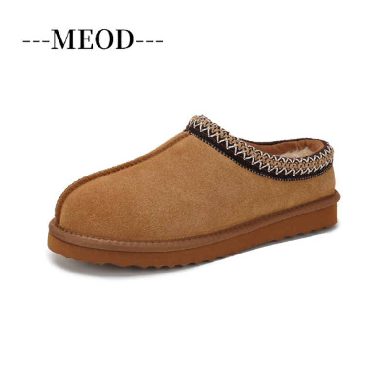 2026 Women s Big size Outdoor Snow Boots Indoor Warm Slippers Luxurious Fashionable And Individual Waterproof Chestnut Wool Sliders Fluffy Leather Wit