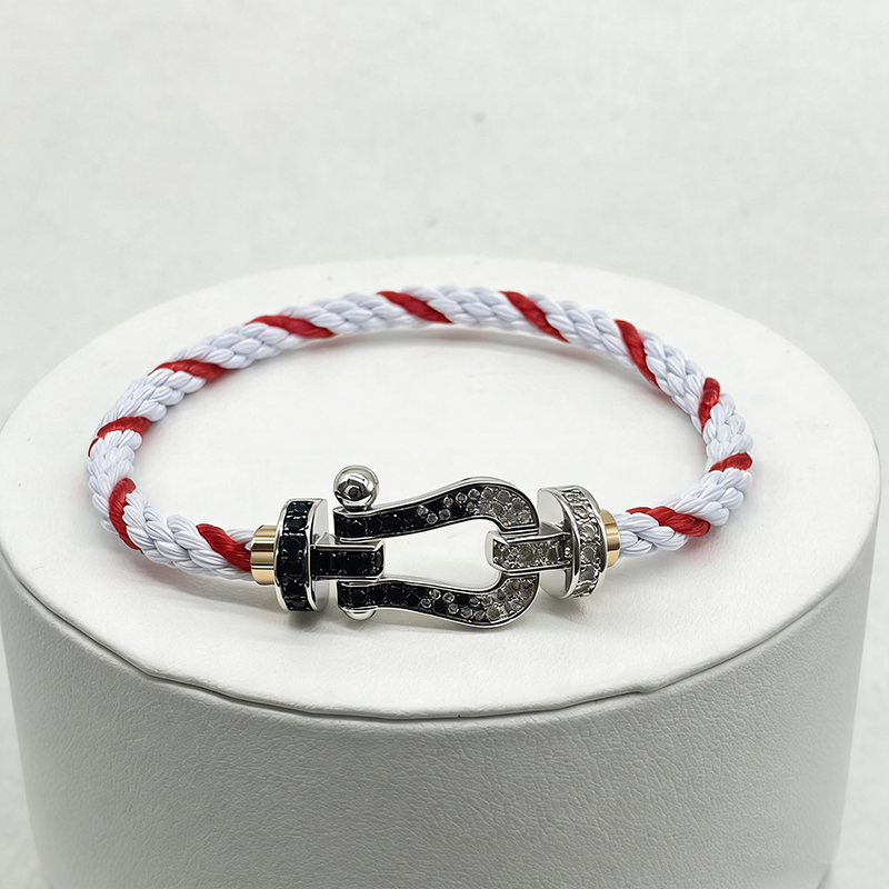 2025 Brand Bracelet fredd Classic Diamond Horseshoe Buckle Black and White Interdiamond Large Nylon Hand Rope Couple Stainless Steel Bracelet Designer Gift