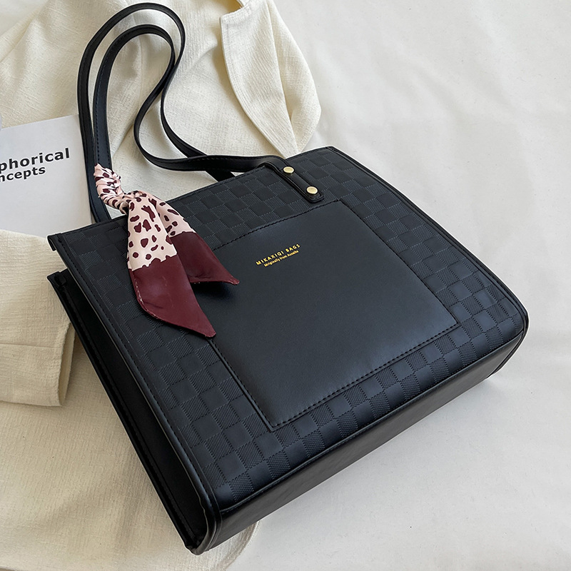 designer brand 2026 New Shoulder Crossbody Purse luxury bag tote Bags for womens Fashion Bag Handbag black messenger fashionable printed woman crossbo