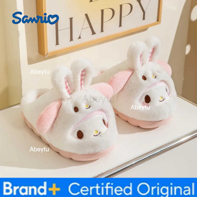 Sanrio Cute Cartoon Kawaii Sanrioed Kuromi My Melody Cinnamoroll Hello Kitty Pochacco Home Warming Autumn and Winter Girls Slippers H251230