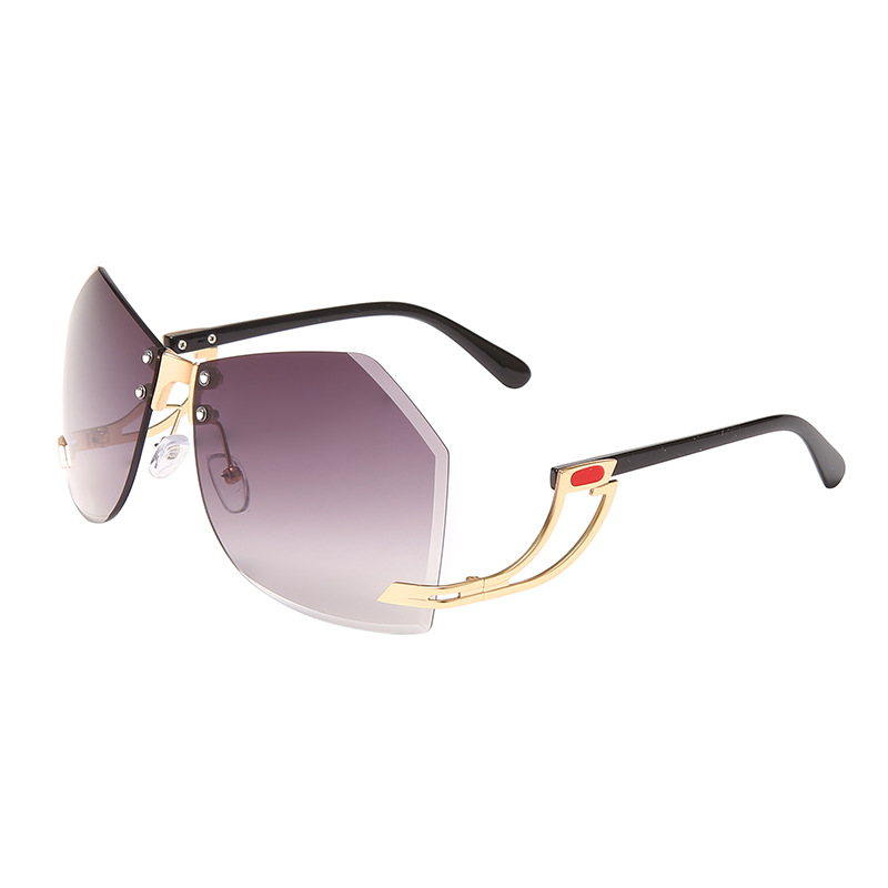 Designer Sunglasses For Women Men Sunglasses Polarized Oversize Sunglasses UV400 Fashion Classic Luxury Glasses Goggle Pilot Alloy Frame Glasses AP240