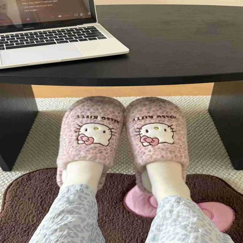 Sanrio Cute Women Plush Slippers Hello Kitty Winter Anime Slippers Cartoon Anti Slip Warm Indoor Anime Girl Soft Slippers Shoes H251230