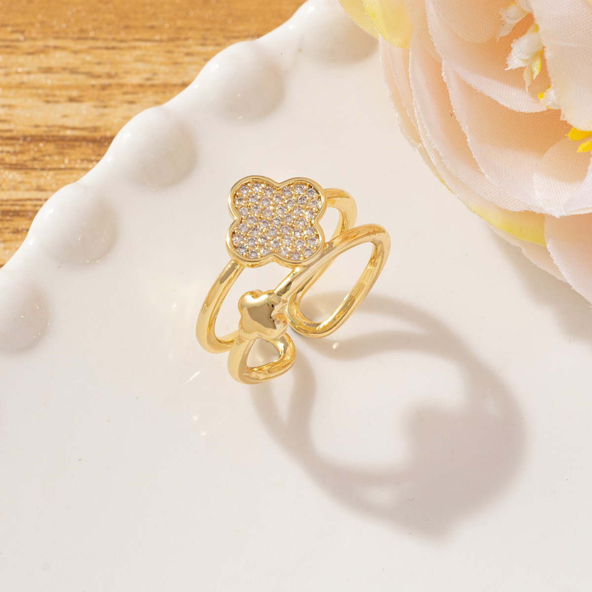 Luxury Brand Designer Jewelry Trendy European And American Style Copper Inlaid Zircon Four-Leaf Clover Ring For Women, Light Luxury High-End Adjustabl