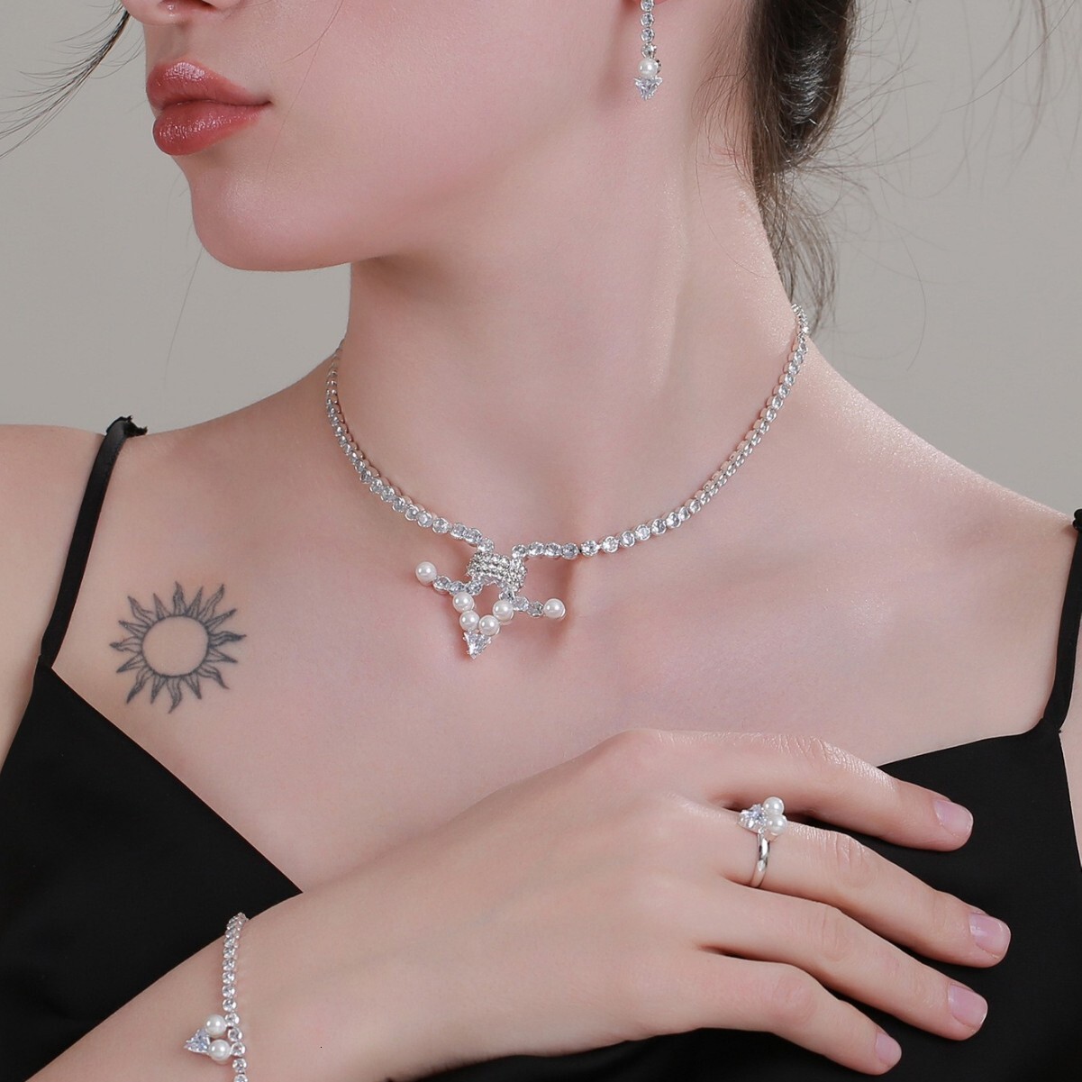 Luxury Brand Designer Jewelry Hot-Selling Brilliant Full Diamond Jewelry Set Claw Chain Necklace Fashion Synthetic Zircon Jewelry Set Jewelry Set