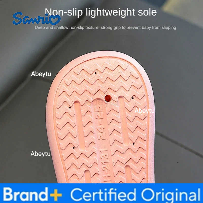 Sanrio Summer Children Slippers Cartoon Indoor Anti Slip Boys Bathroom Slippers 2-10 Years Old Cute Soft Soled Girls Slippers H251230