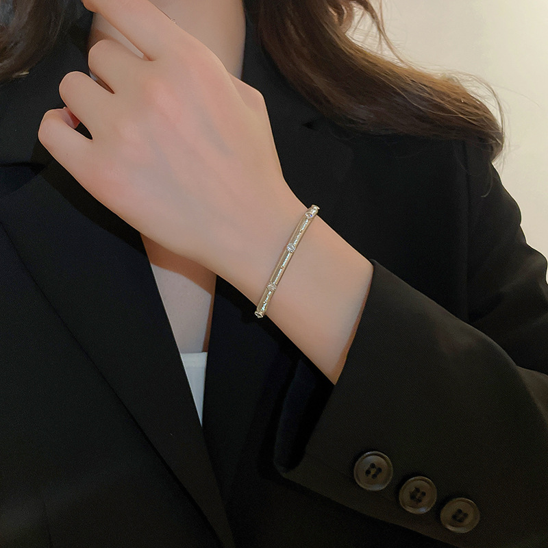 Real Gold Plated Zircon Brushed Vintage Palace Open Bracelet European and American Light Luxury Elegant Fashion New Hand Jewelry - view 7