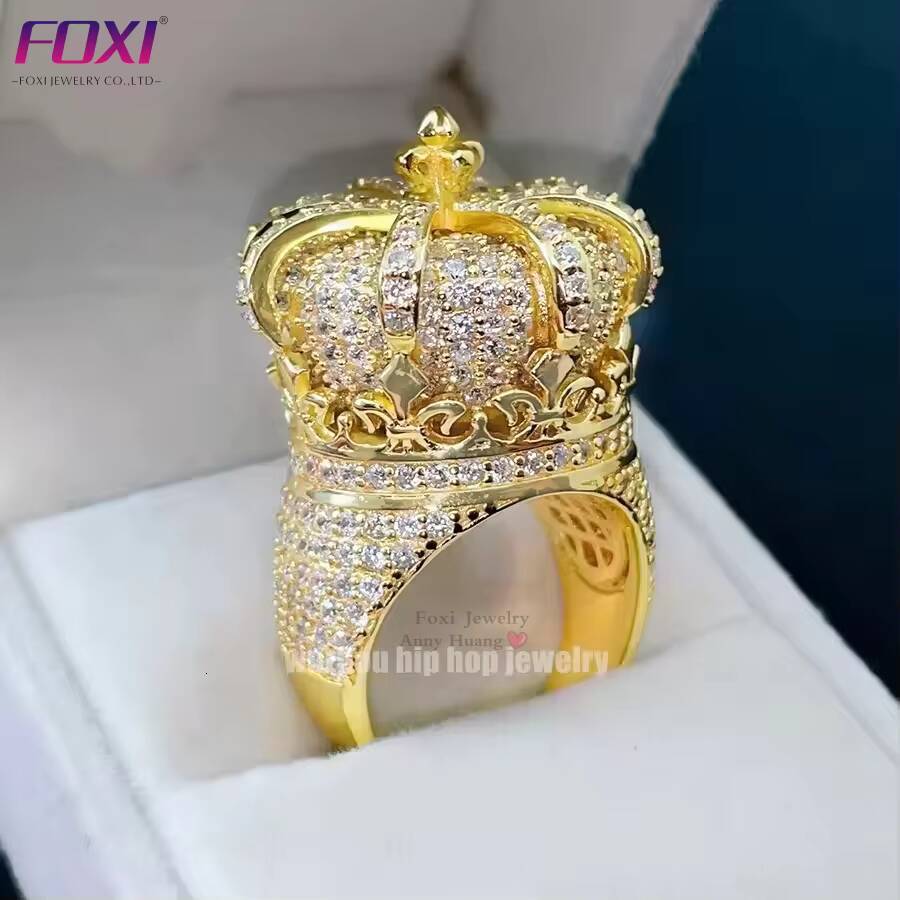 Hip Hop Custom Mossanite Jewelry 18kt Gold VVS D Moissanite Diamond Crown Design Mens Luxury Diamond Ring