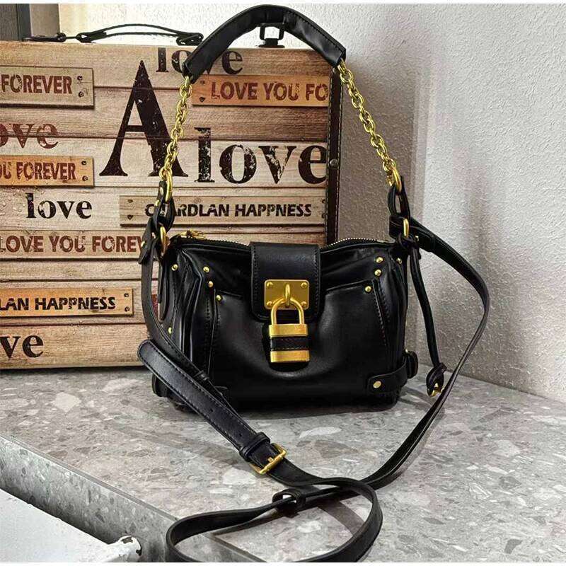 Vintage Lock Design Tote Luxury Underarm Women's Large Boston Hobo Bag Fashion Texture Business Handbag