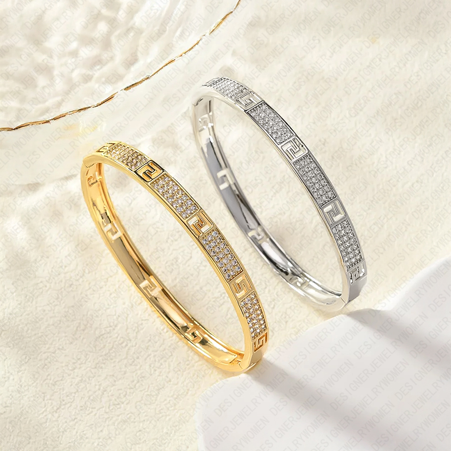 Designer Bracelet Bracelets for Women Gold Full Pave Bangle Geometric Hollow Bangles Luxury Jewlery Designer for Women Elegant Timeless Sparkling Gift