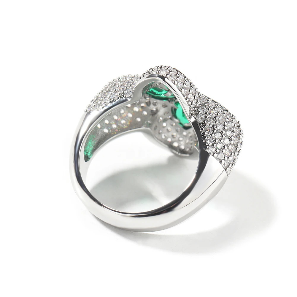THE BLING KING Clover Flower Rings Micro Paved Out Green Cubic Zirconia Punk Ring Hiphop Jewelry For Men Women Party Gift 251230