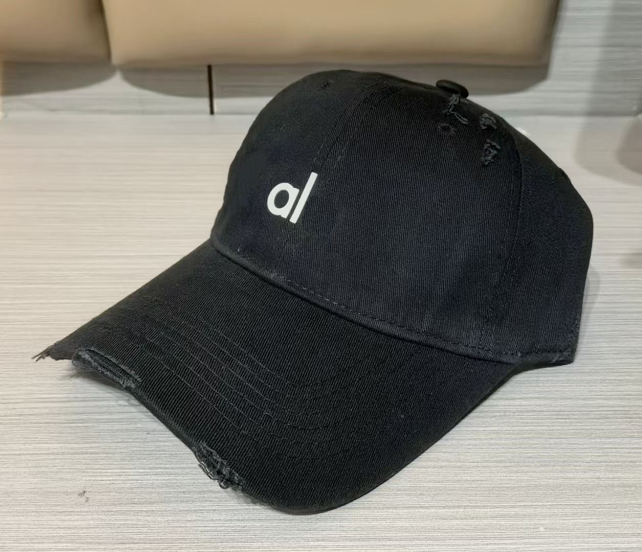 Designer Distressed Ripped Washed Denim Baseball Cap Unisex Casual Embroidered Multi-Color Streetwear Fashion Washed Hat