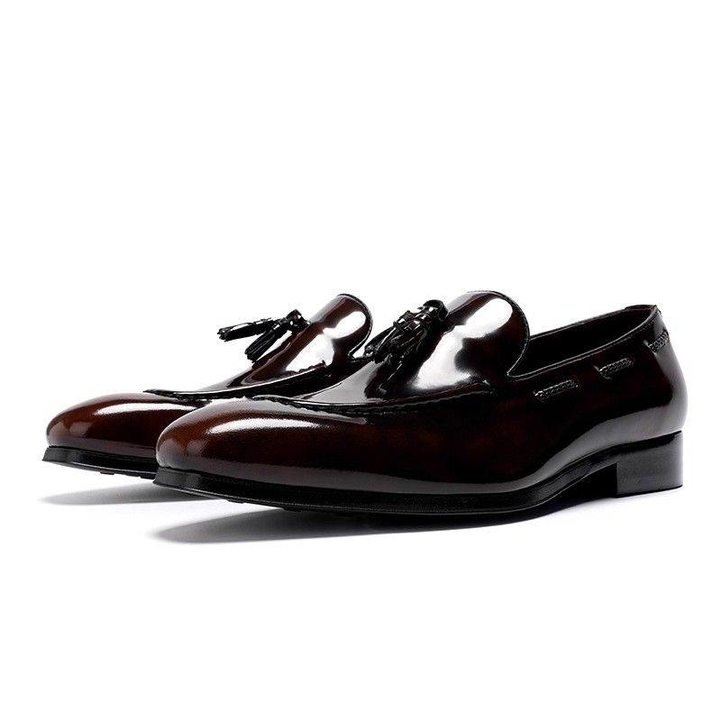 Elegant Business Pedals for Gentlemen - Glossy Genuine Leather Shoes with Cowhide Finish