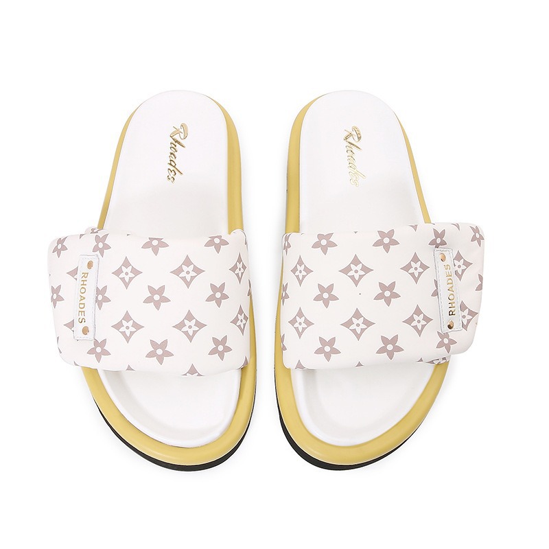 Free delivery Slippers Fashionable simple adjustable Velcro flat shoes one drag comfortable beach shoes